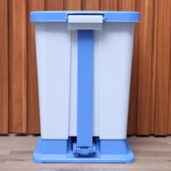 Thùng rác nhựa chân đạp Việt Nhật 7l, 9l, 16l, 30l