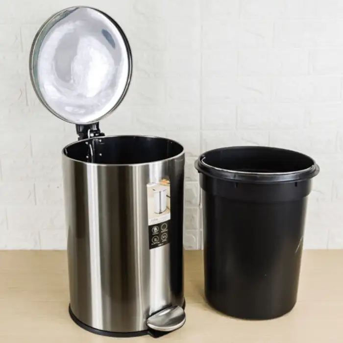 Thùng rác inox chân đạp giảm chấn dáng tròn Thùng rác inox chân đạp giảm chấn dáng tròn