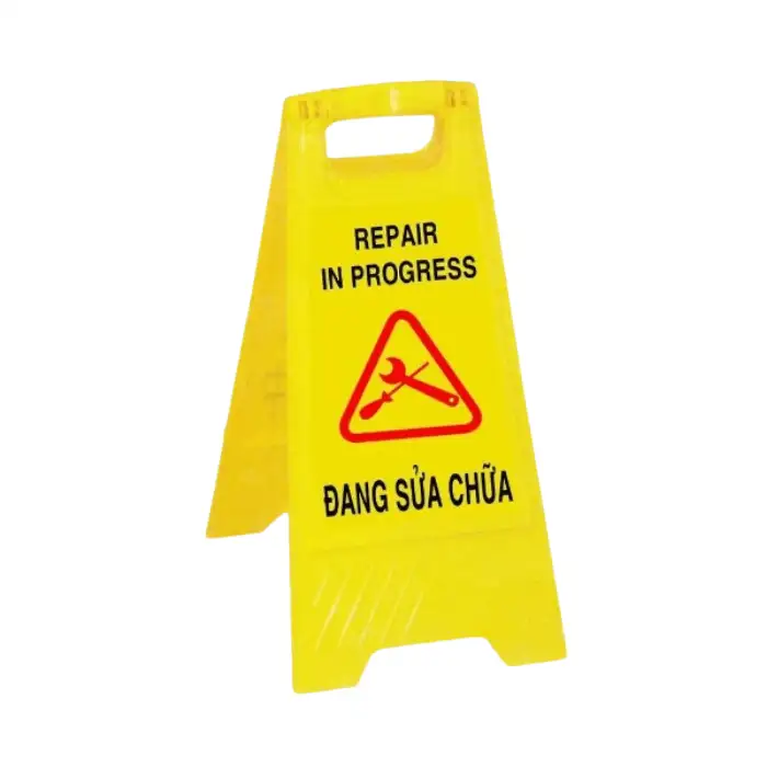 Biển báo chữ A đang sửa chữa Biển báo chữ A đang sửa chữa