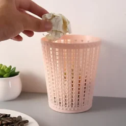 Sọt rác nhựa đan mây sang trọng